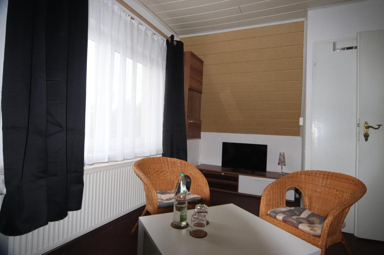 Ruhige Wohnung Mit Terrasse Nur 5 Minuten Zur Mueritz Marienfelde Esterno foto